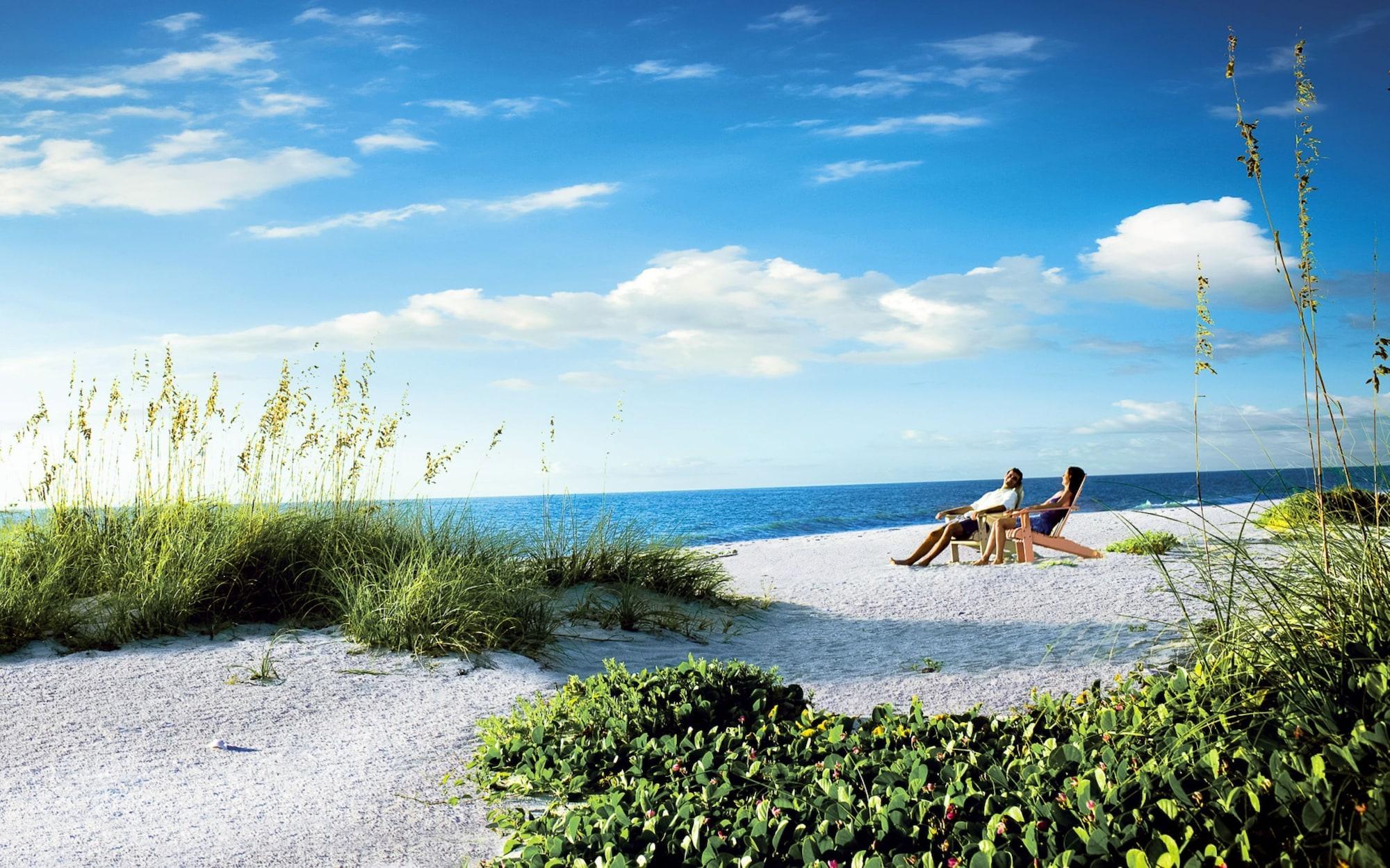 Island Hotel 3*