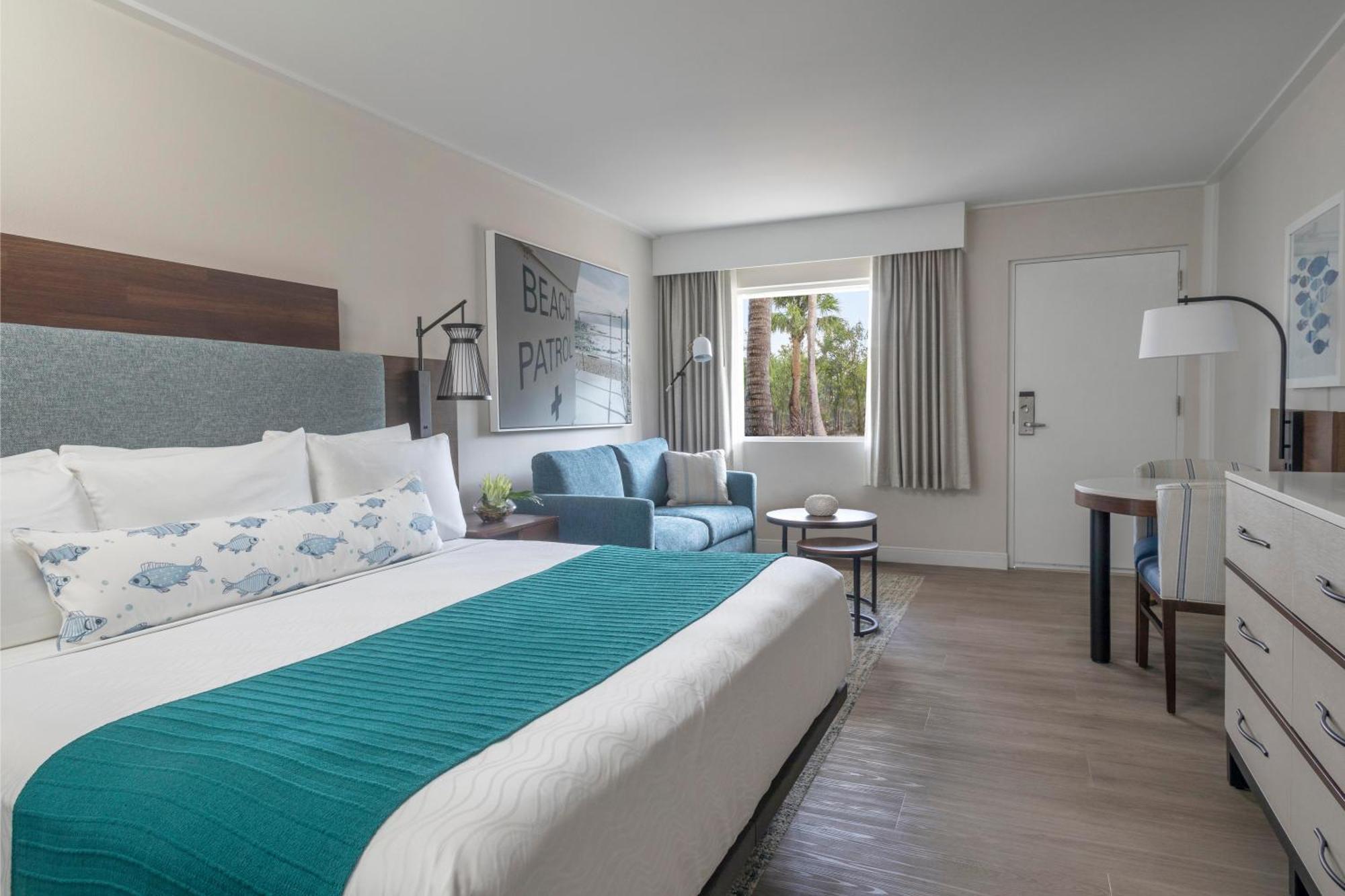 Island Hotel