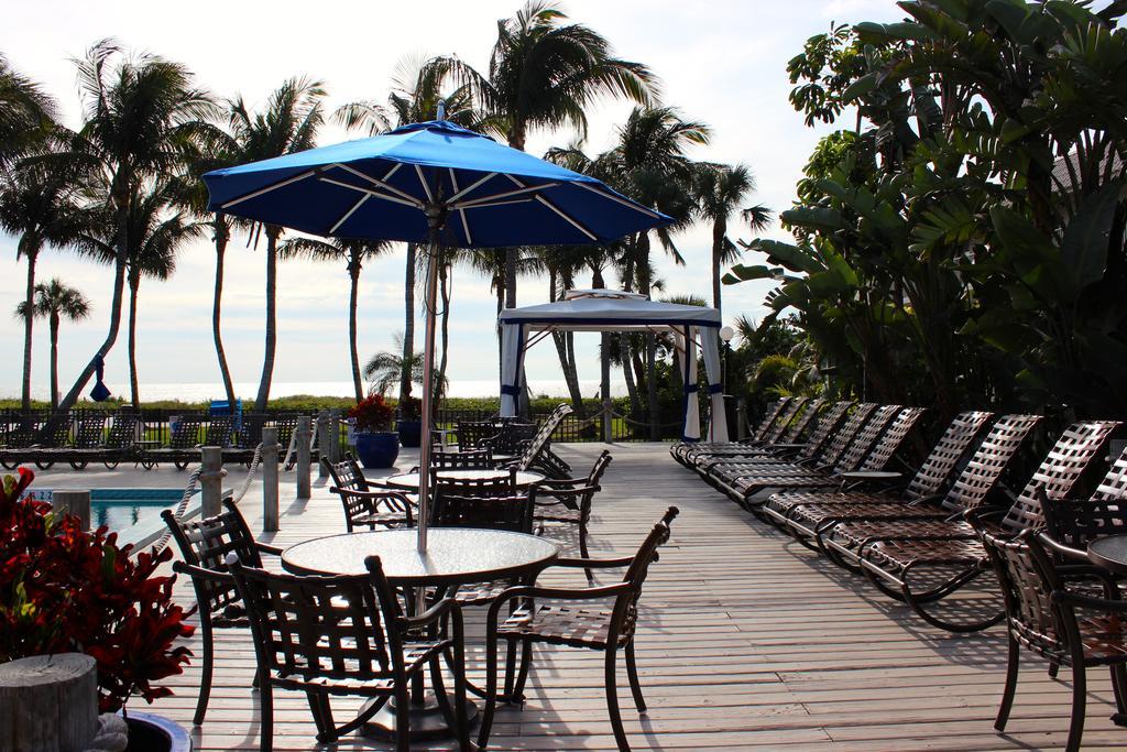Island Hotel